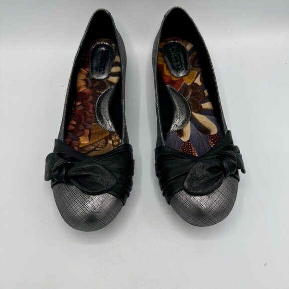Born Molly Flat Silver Acciaio Metallic Leather Slip On Shoes Size 7.5 M W/ Box - Picture 5 of 10